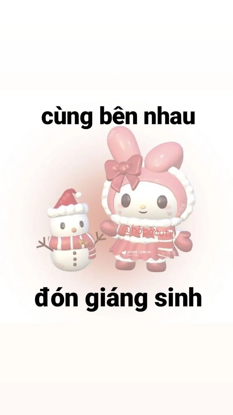 Ảnh con mèo giáng sinh meme là cách tuyệt vời để tạo không khí vui vẻ cho mùa lễ hội.