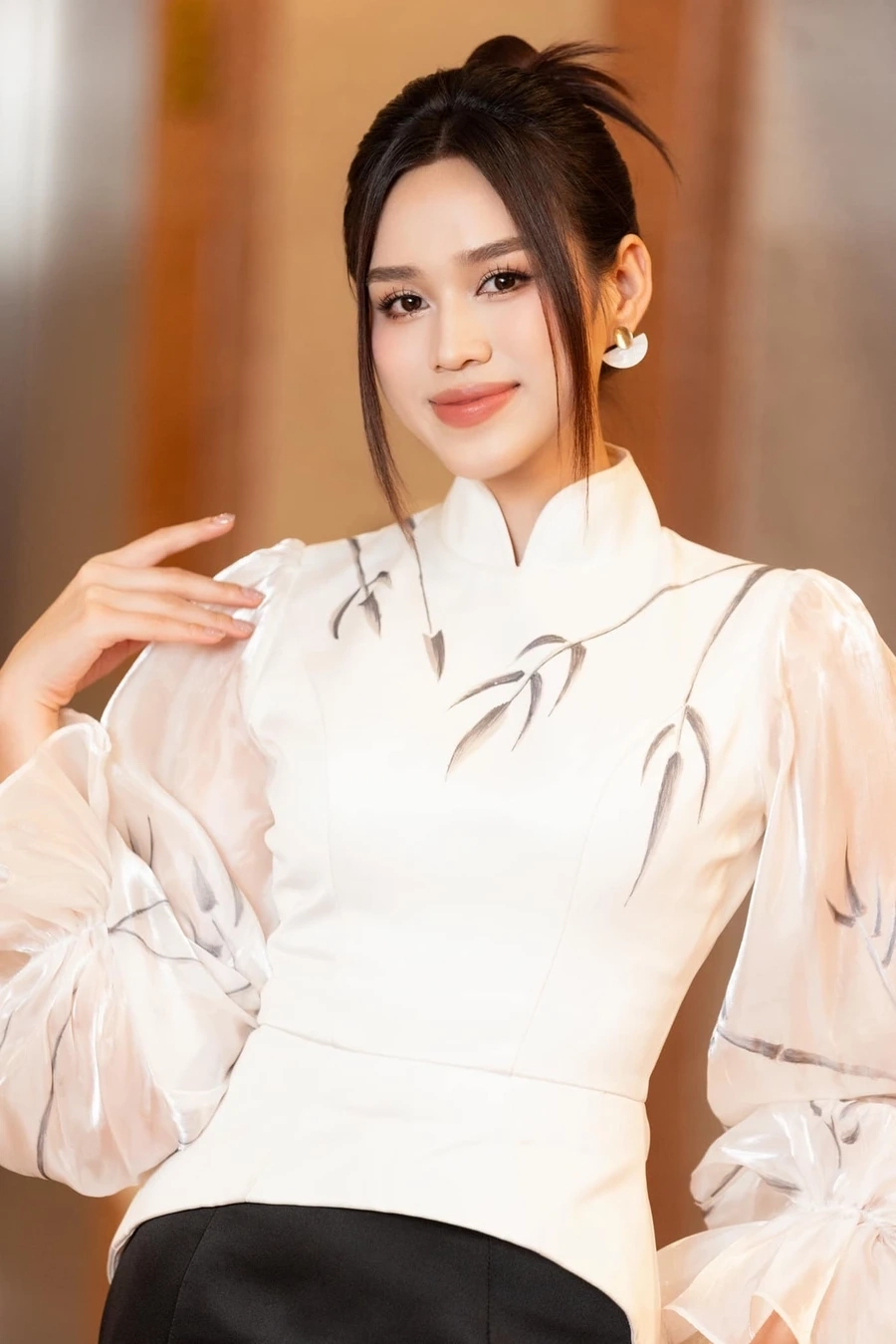 Miss world 2021 đỗ thị hà là một trong những gương mặt xuất sắc nhất tại cuộc thi.