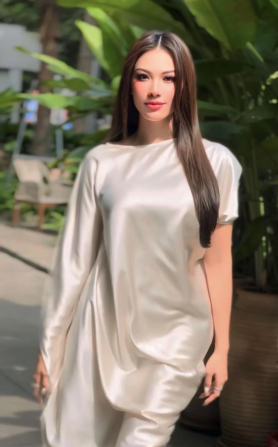 Nguyễn huỳnh kim duyên miss universe là đại diện xuất sắc của Việt Nam tại đấu trường sắc đẹp quốc tế.