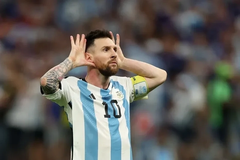 Messi meme template mang đến những mẫu meme hài hước và dễ dàng sử dụng.