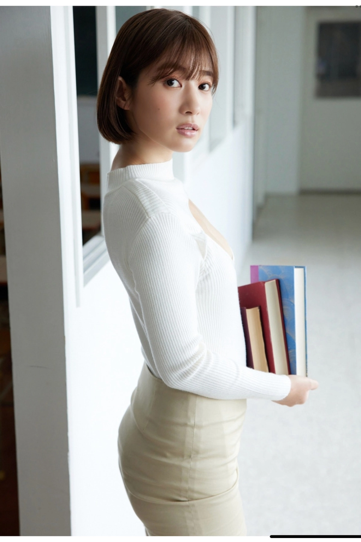 Ishioka Mai ngực căng bốc lửa mê hoặc dâm đãng