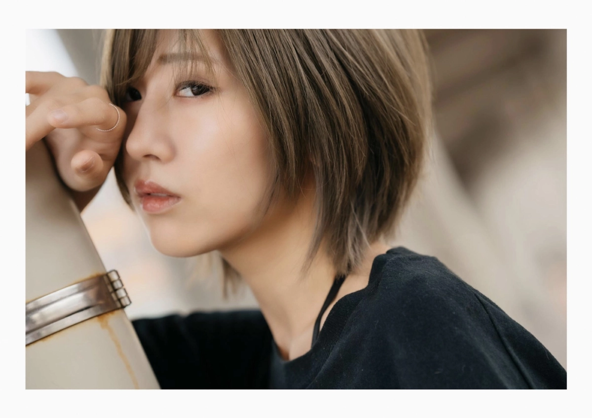 Mei Dong Miao quay lưng cong cháy nóng bỏng cuốn hút