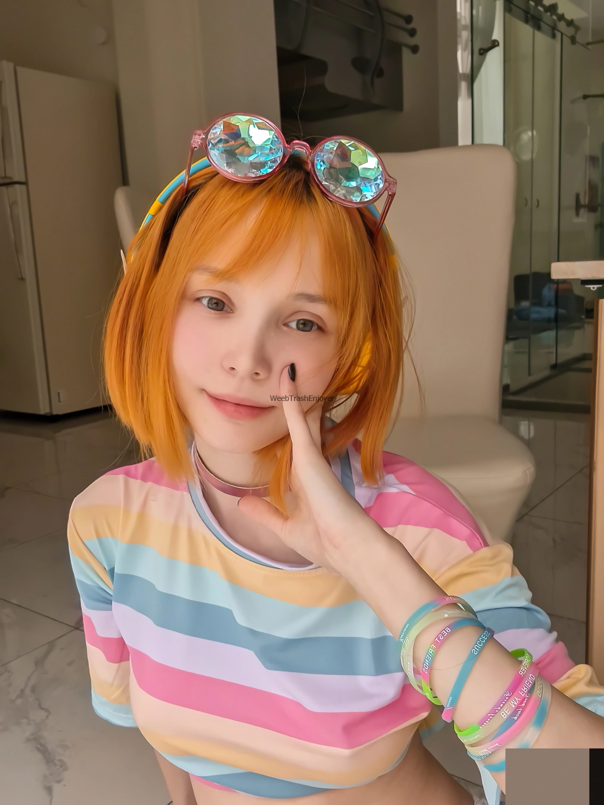 RocksyLight nhìn là muốn nóng bỏng dâm đãng