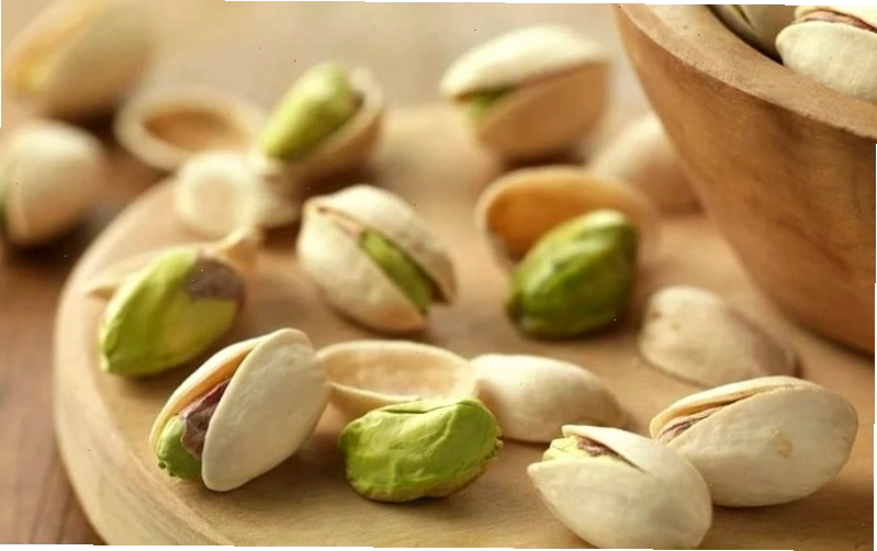 Chọn hạt dẻ có vỏ màu ngà