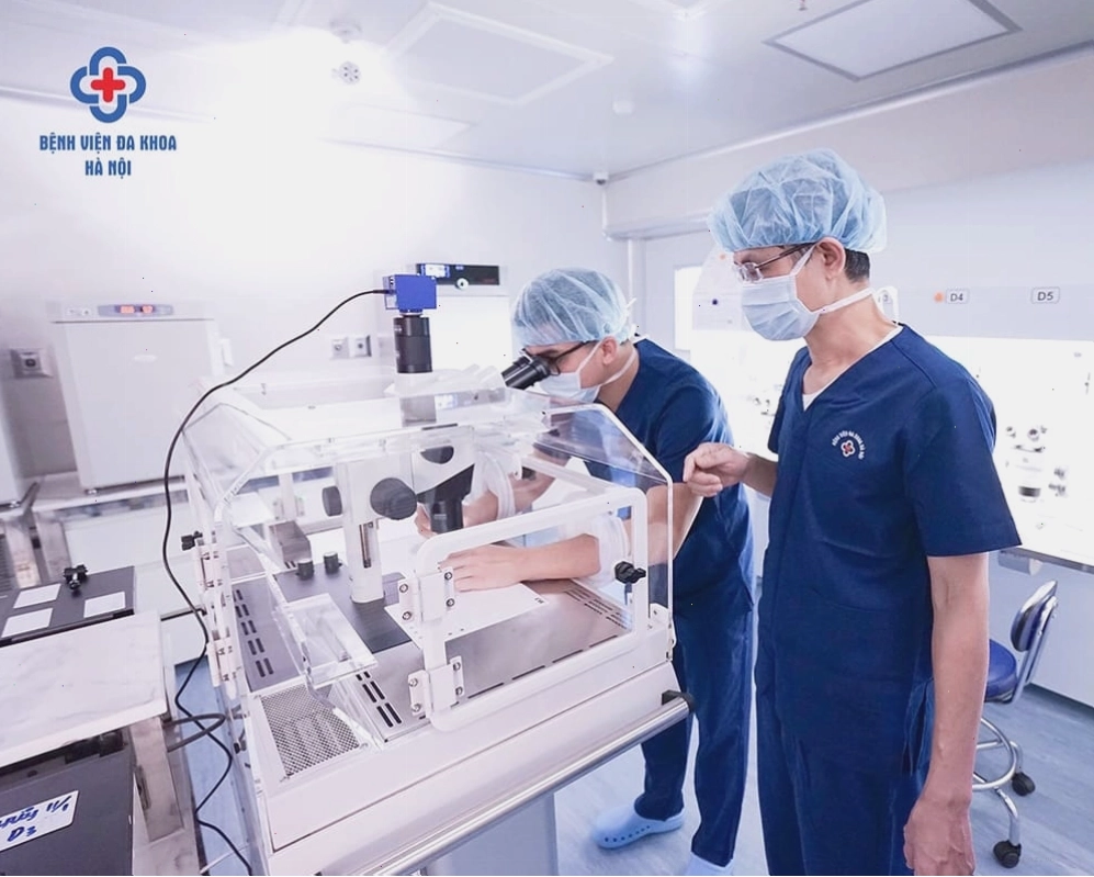 IVF kết hợp PGD/PGS giúp chọn phôi khỏe mạnh và xác định giới tính