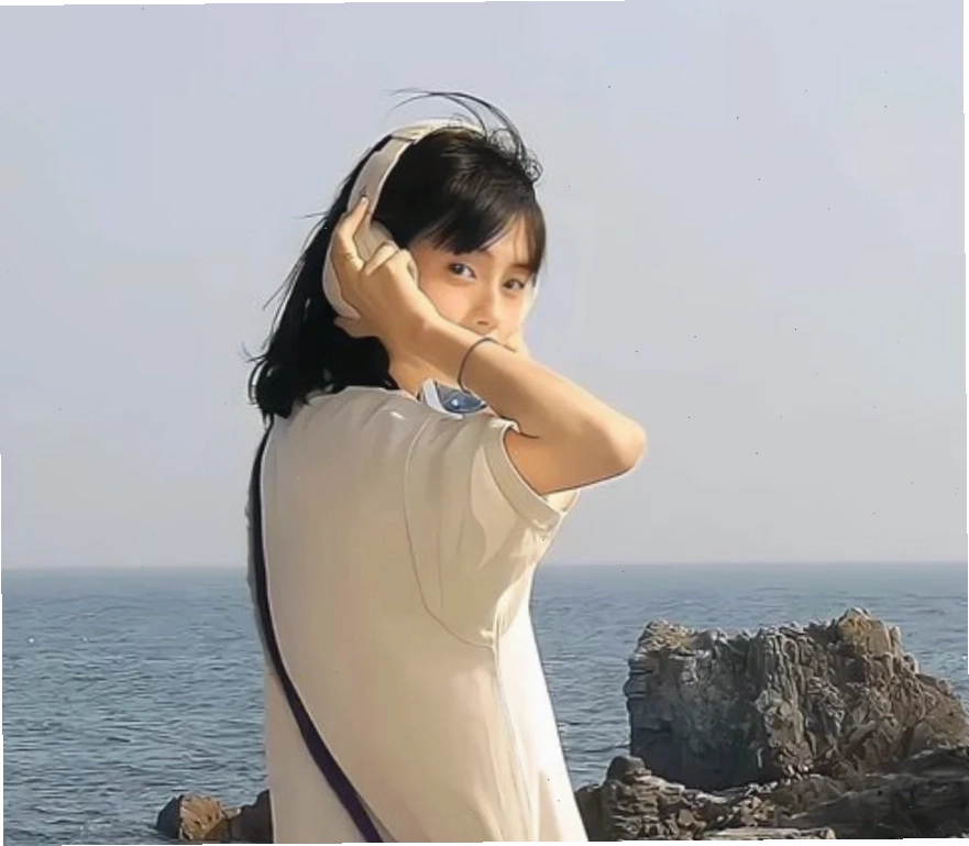 Thanh Hoa - người đẹp sở hữu cằm chẻ