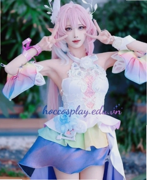 Trần Uyển Như, CEO website hoccosplay.edu.vn, với phong cách avatar ấn tượng.