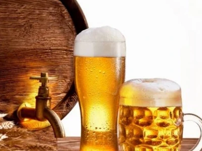 Bia tưới cây có tốt không: Bí quyết chăm sóc cây xanh hiệu quả